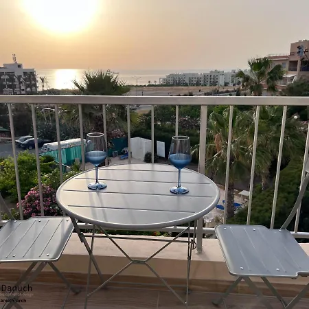 Welcome To Modern Sea View * פאפוס